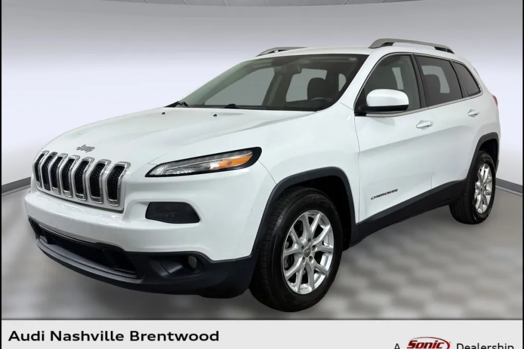 2015 Jeep Cherokee Latitude photo 1