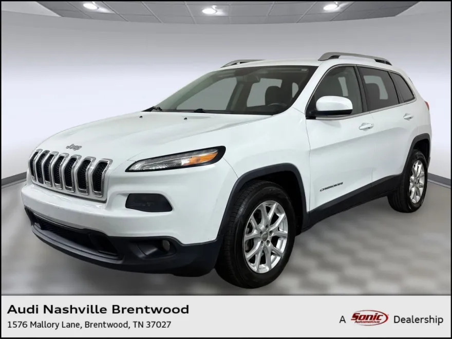 2015 Jeep Cherokee Latitude photo 1