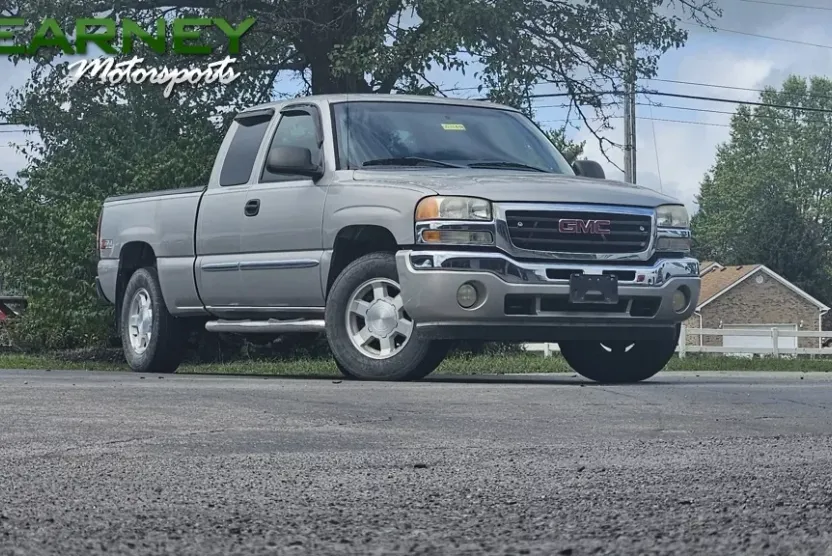 2005 Gmc Sierra 1500 SLE photo 1