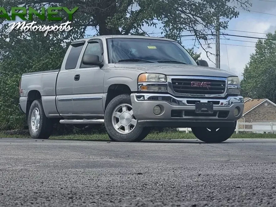 2005 Gmc Sierra 1500 SLE photo 1