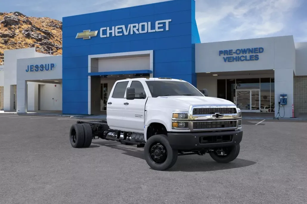 2025 Chevrolet Silverado 4500HD Work Truck photo 1