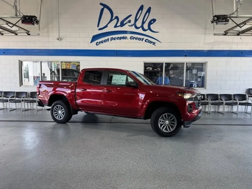 2026 Chevrolet Colorado LT photo 1