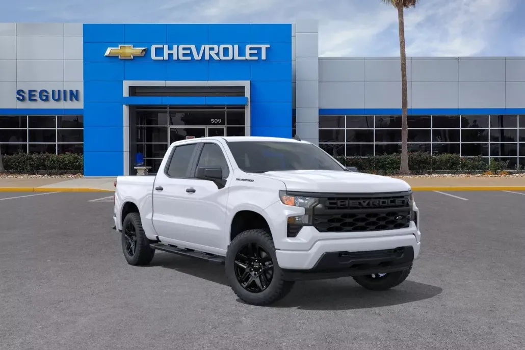 2026 Chevrolet Silverado 1500 Custom photo 1