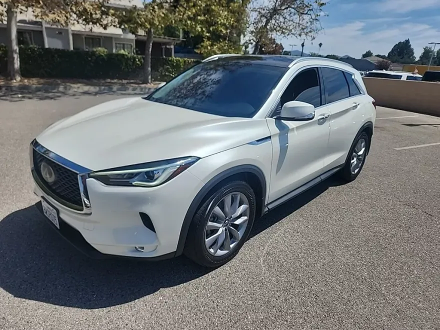 2021 Infiniti QX50 Luxe photo 1