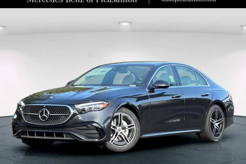2026 Mercedes Benz E 350 Sedan photo 1