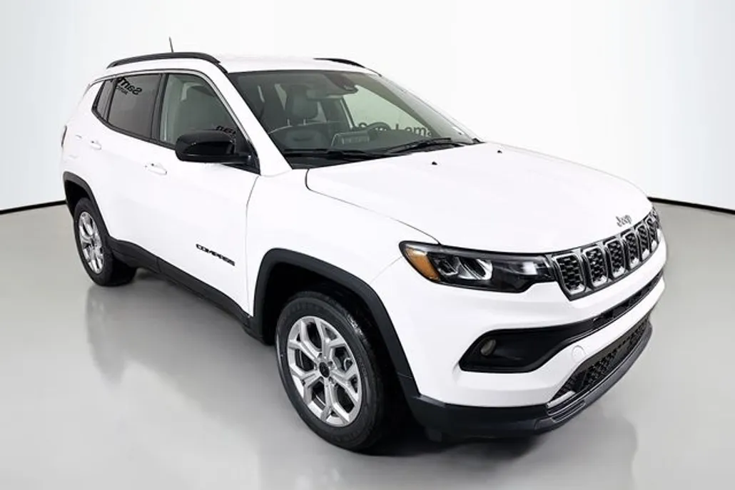 2025 Jeep Compass Latitude photo 1