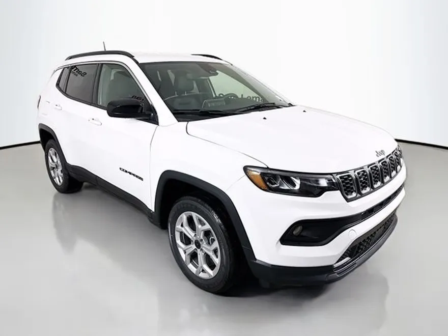 2025 Jeep Compass Latitude photo 1