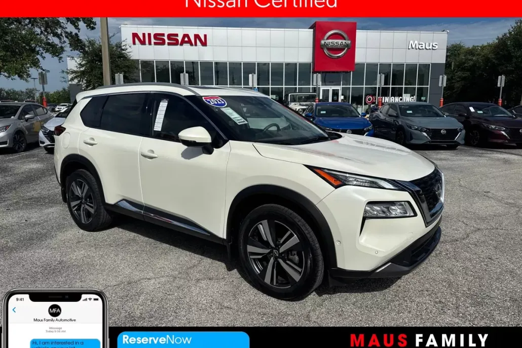 2023 Nissan Rogue SL photo 1