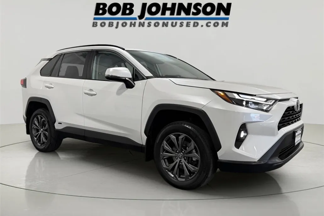 2024 Toyota RAV4 Hybrid XLE Premium photo 1