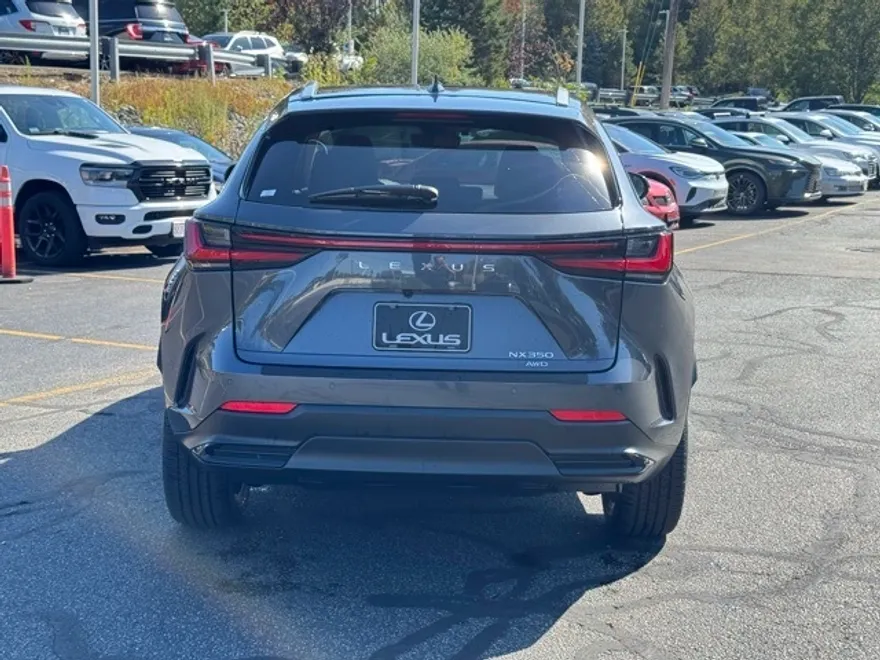 2026 Lexus NX Premium photo 1