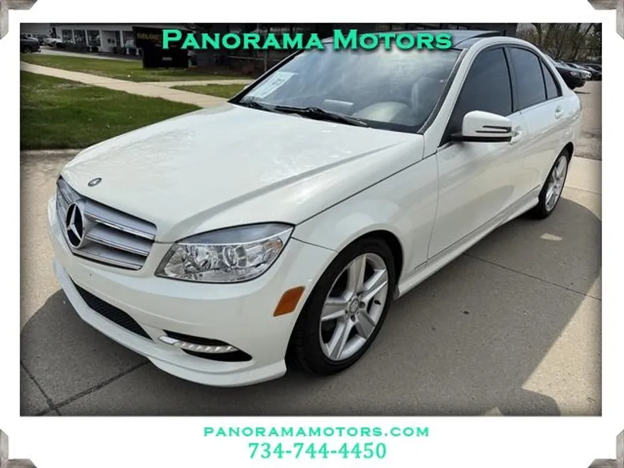 2011 Mercedes Benz C 300 4MATIC Sport Sedan photo 1