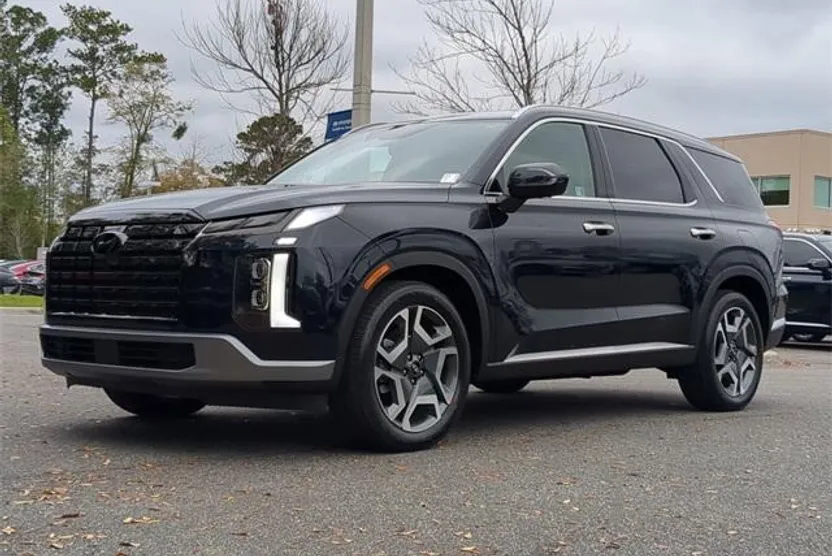 2024 Hyundai Palisade Limited photo 1
