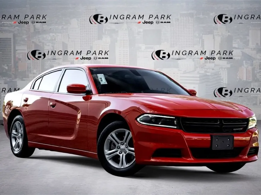 2022 Dodge Charger SXT photo 1
