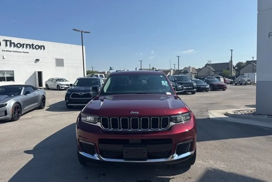 2022 Jeep Grand Cherokee Limited photo 1