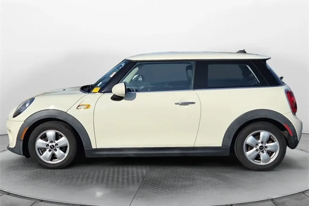 2019 Mini Cooper 2 Door Hardtop photo 1