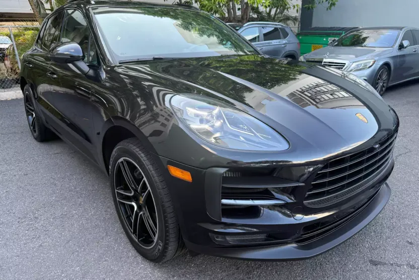 2021 Porsche Macan S photo 1