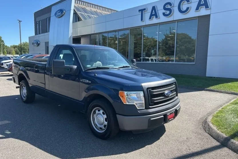 2013 Ford F-150 XL photo 1