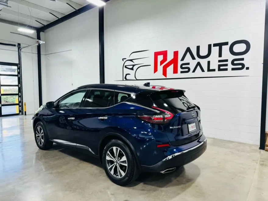 2023 Nissan Murano SV photo 1