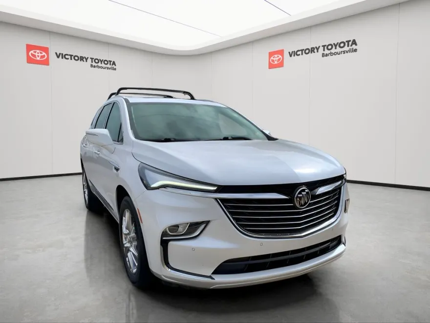 2023 Buick Enclave Premium photo 1