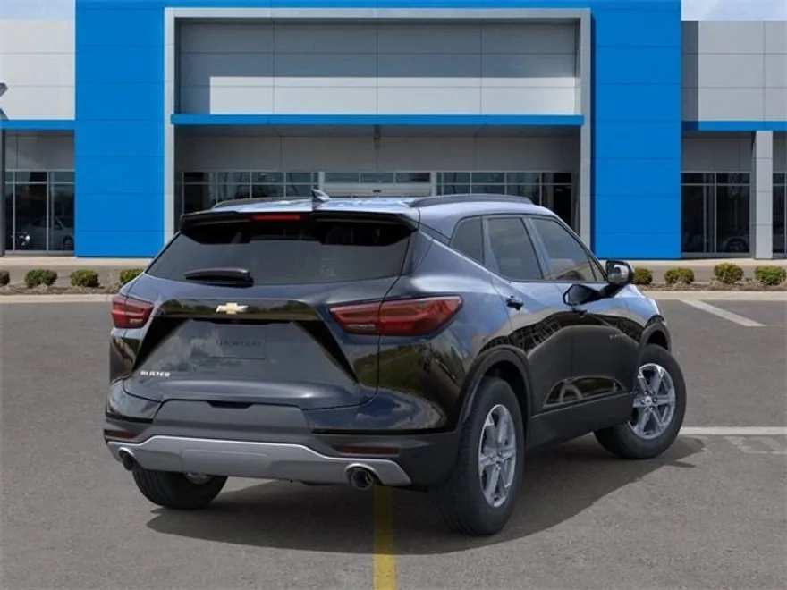 2025 Chevrolet Blazer 2LT photo 1
