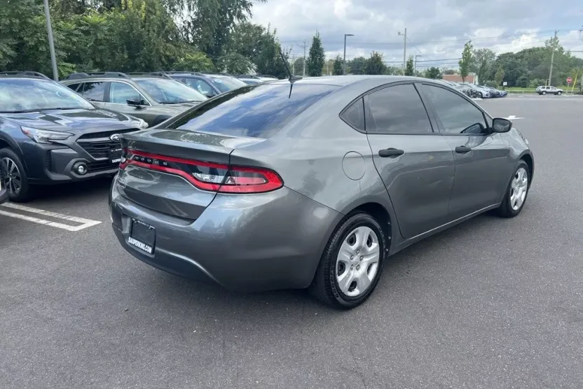 2013 Dodge Dart SE Aero photo 1