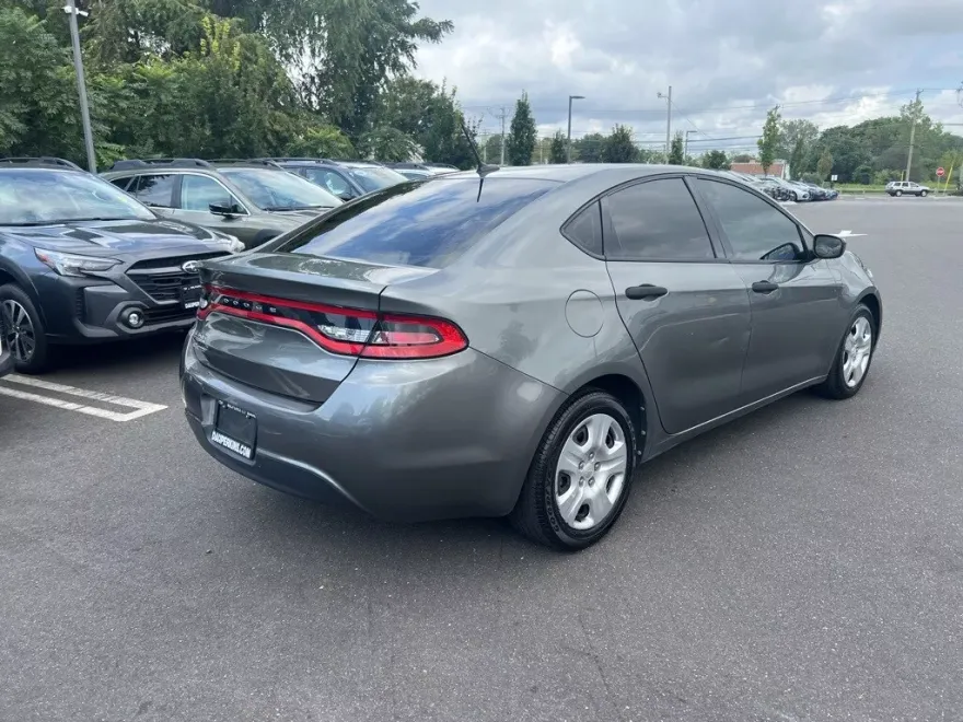 2013 Dodge Dart SE Aero photo 1
