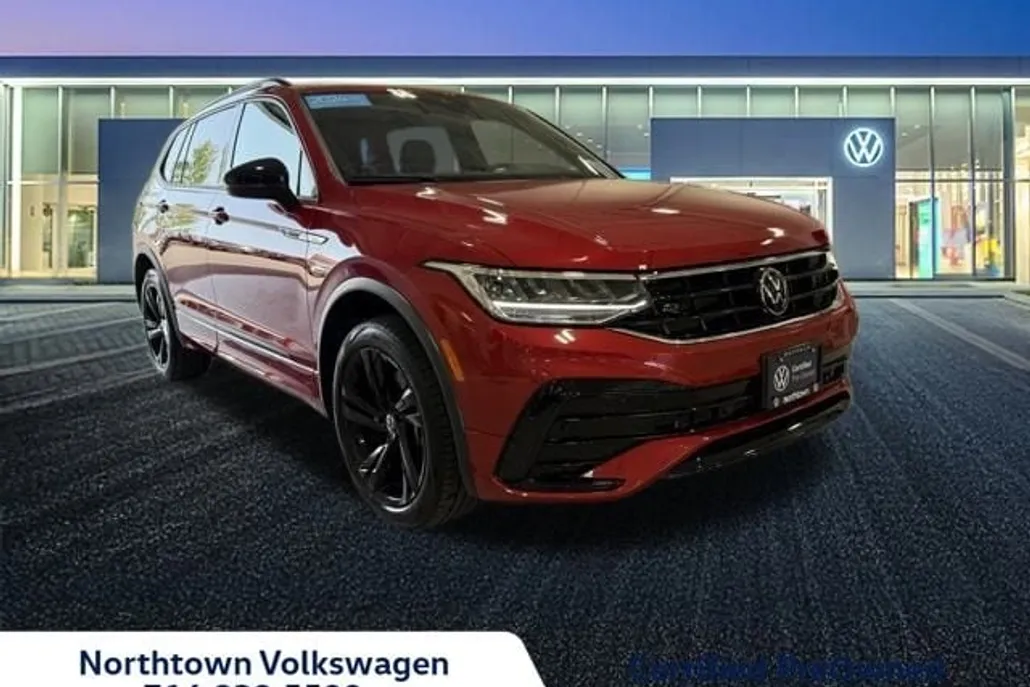 2024 Volkswagen Tiguan SE R-Line Black photo 1