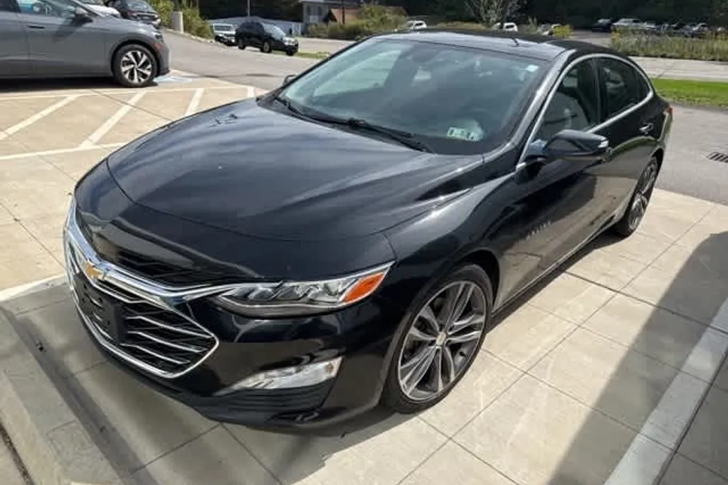 2019 Chevrolet Malibu Premier photo 1