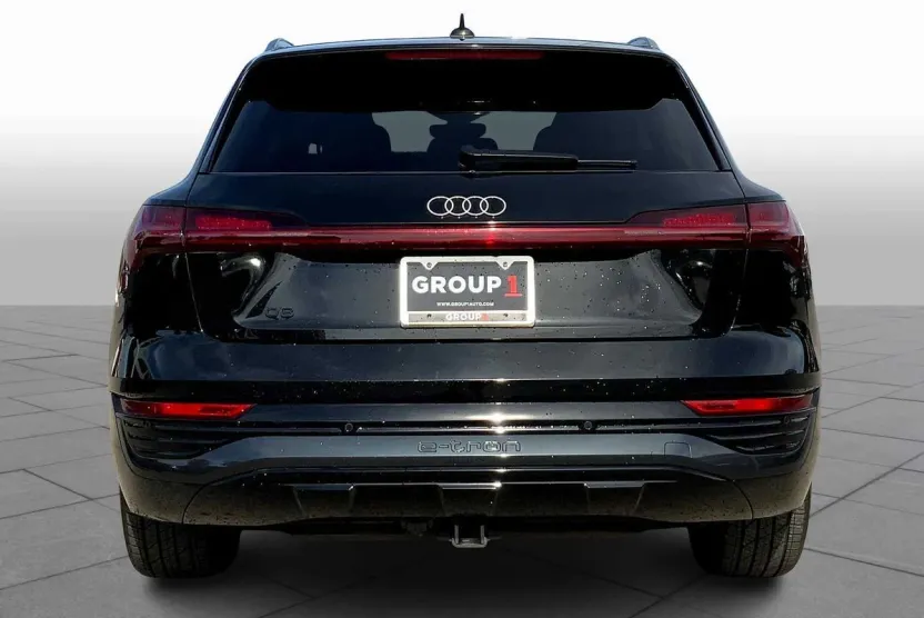 2024 Audi Q8 E-tron Premium Plus photo 1