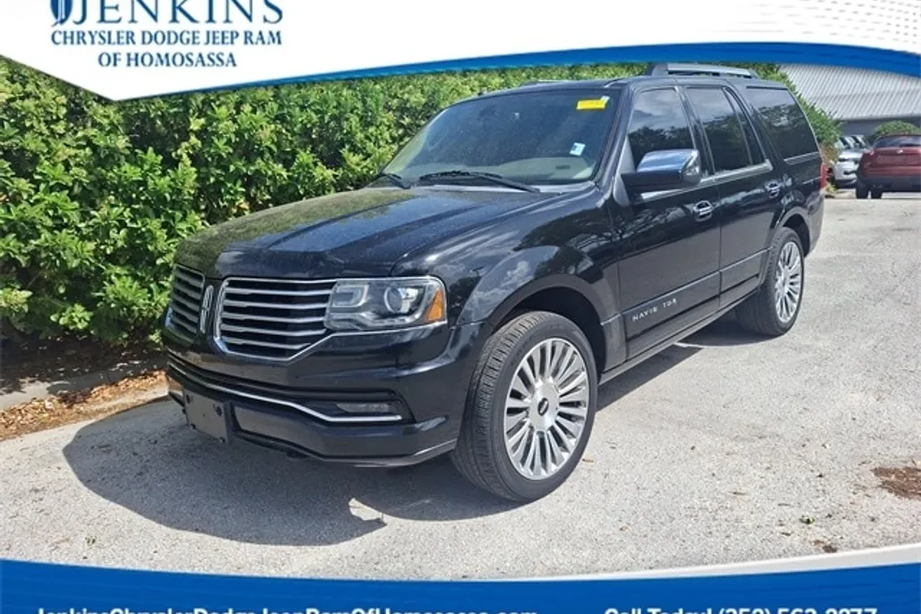 2017 Lincoln Navigator Select photo 1