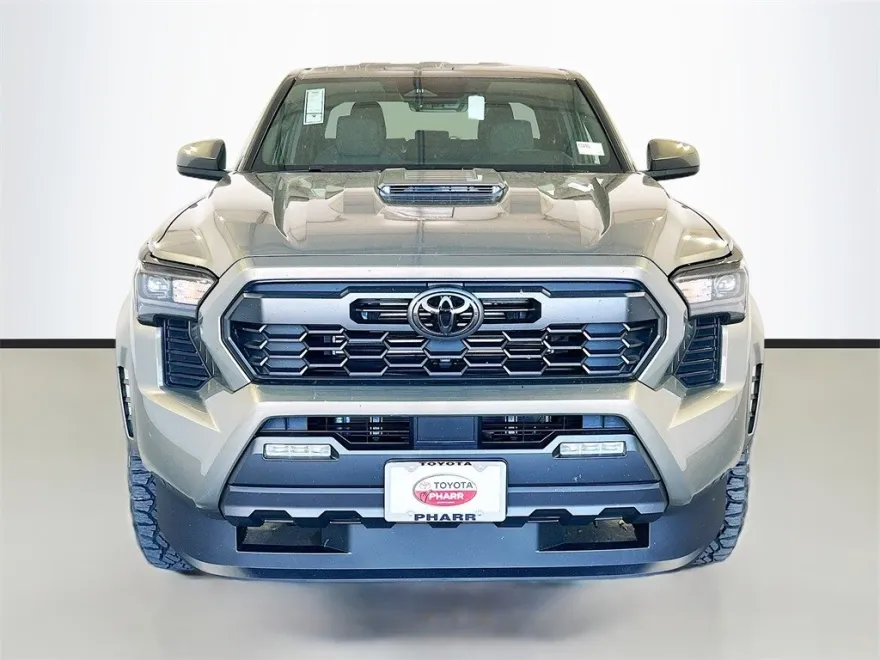 2025 Toyota Tacoma TRD Sport photo 1