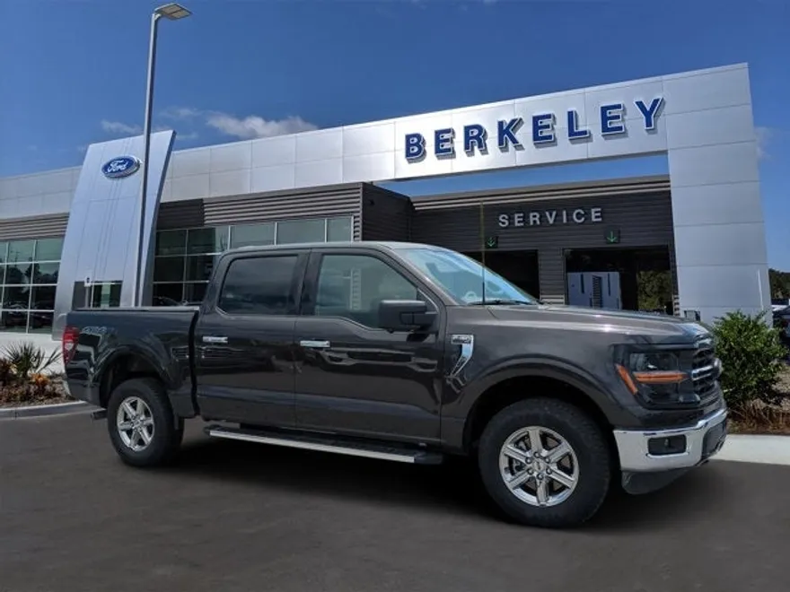 2024 Ford F-150 XLT photo 1
