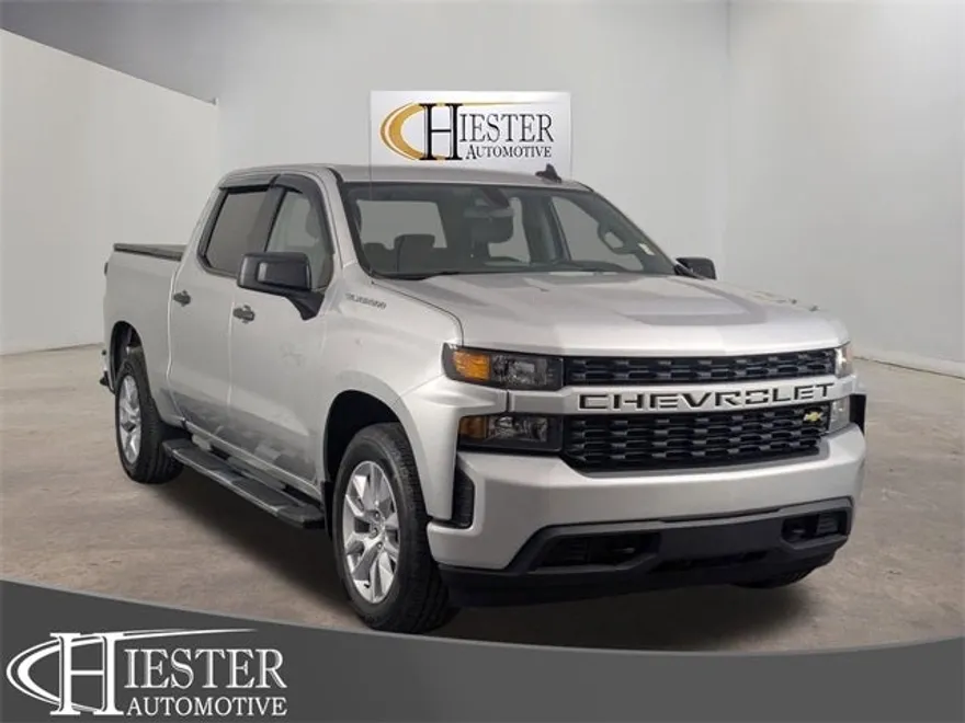 2022 Chevrolet Silverado 1500 Custom photo 1