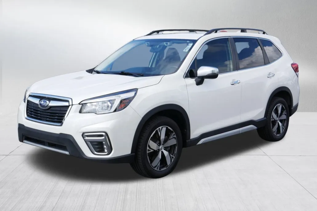 2019 Subaru Forester Touring photo 1