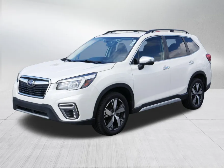 2019 Subaru Forester Touring photo 1