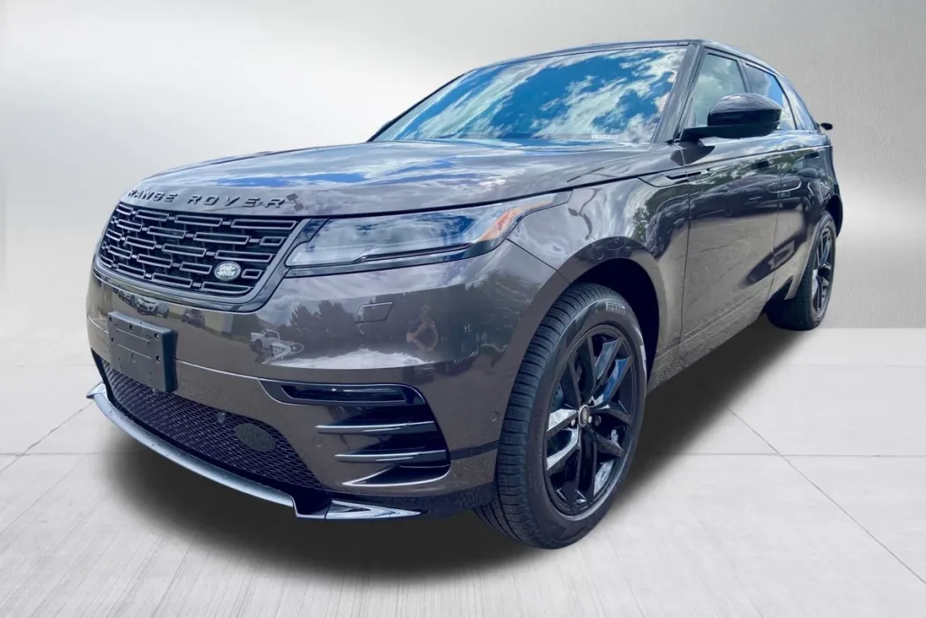 2026 Land Rover Range Rover Velar SE photo 1