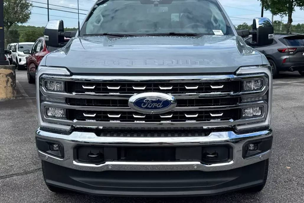 2025 Ford F-250 Lariat photo 1