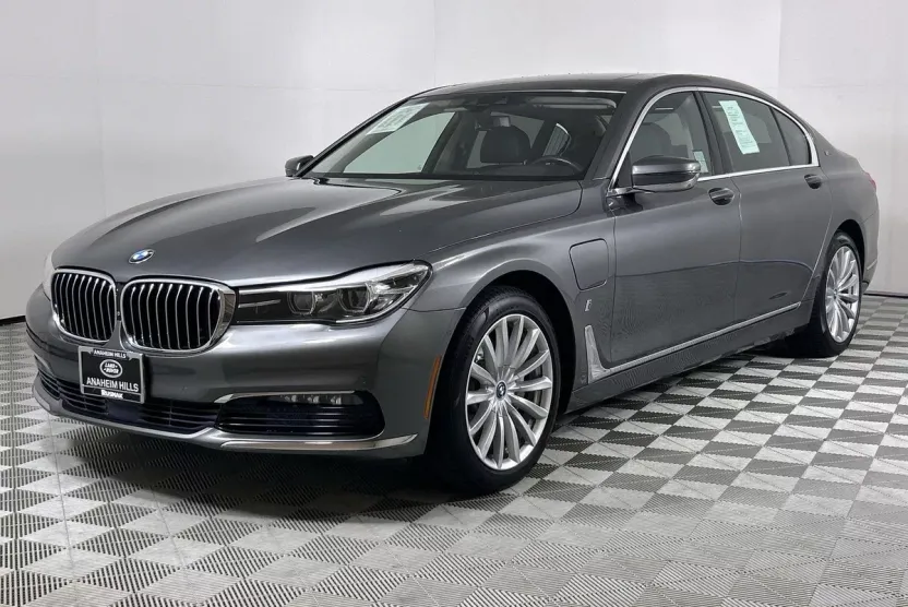 2017 Bmw 740e xDrive photo 1