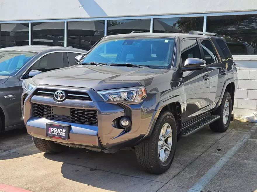 2022 Toyota 4Runner SR5 Premium photo 1