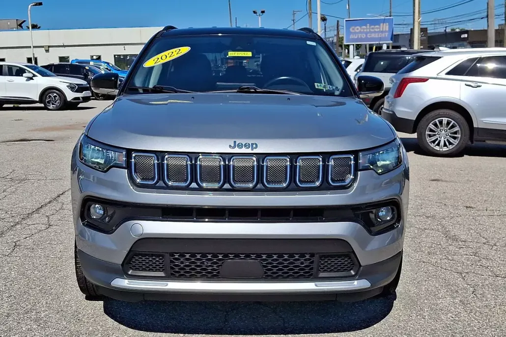 2022 Jeep Compass Limited photo 1