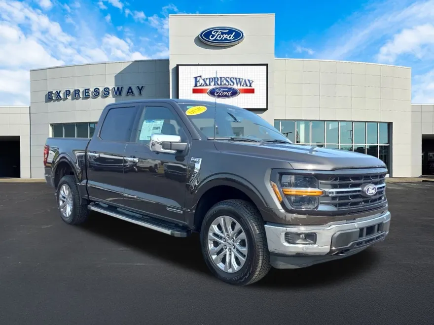 2024 Ford F-150 XLT photo 1
