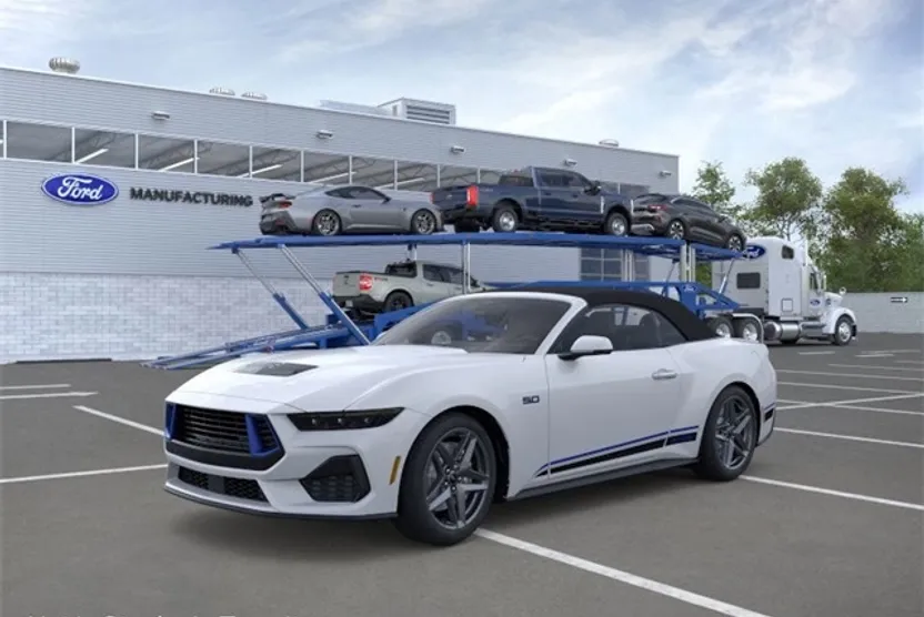 2025 Ford Mustang GT Premium Convertible photo 1