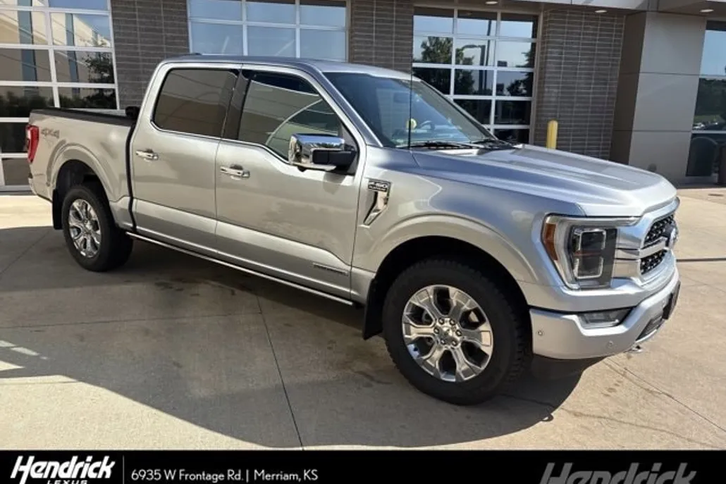 2022 Ford F-150 Platinum photo 1
