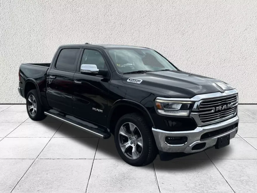 2019 Ram 1500 Laramie photo 1