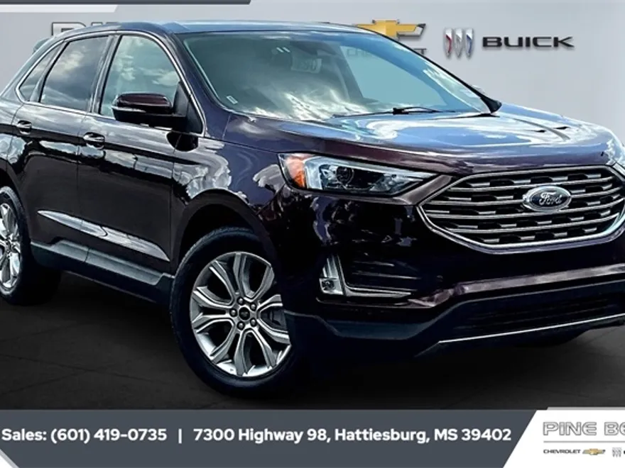 2024 Ford Edge Titanium photo 1