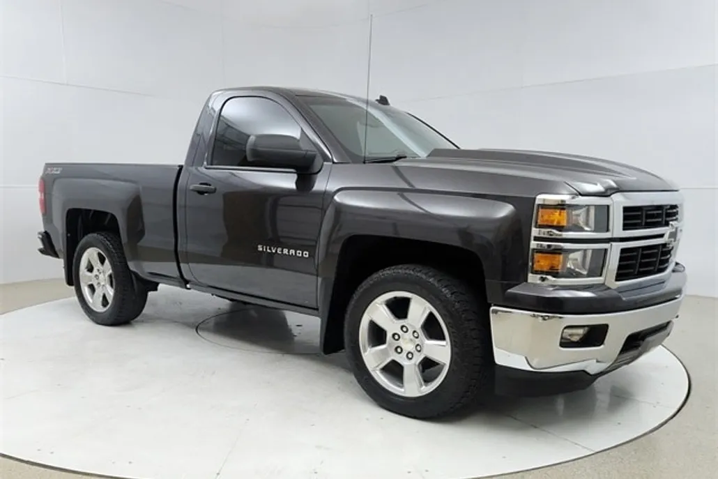 2014 Chevrolet Silverado 1500 LT photo 1