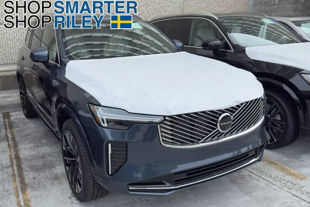 2026 Volvo XC90 Plus photo 1