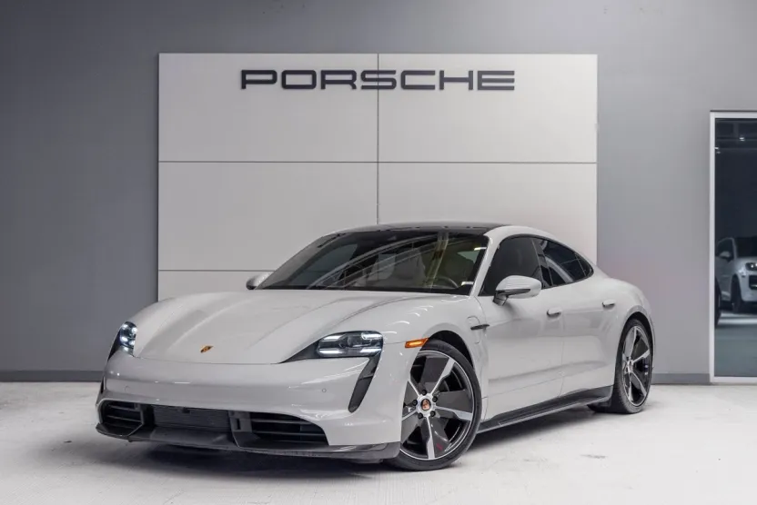 2021 Porsche Taycan Turbo S photo 1