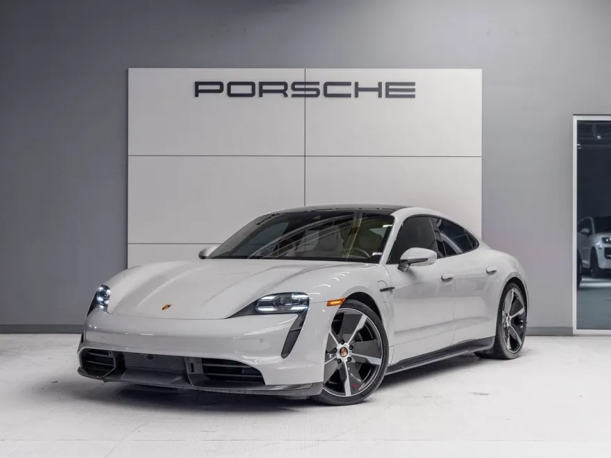 2021 Porsche Taycan Turbo S photo 1