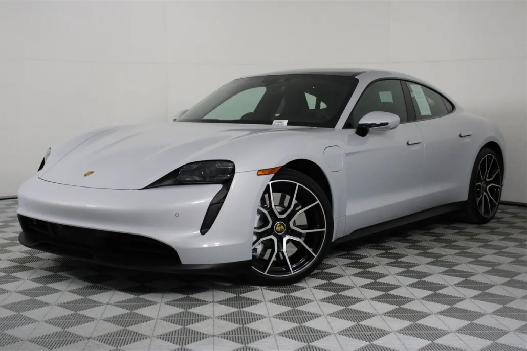 2023 Porsche Taycan 4S photo 1